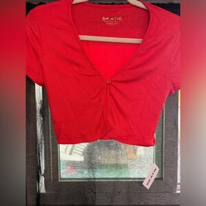 Skatie Red V-Neck Crop Top